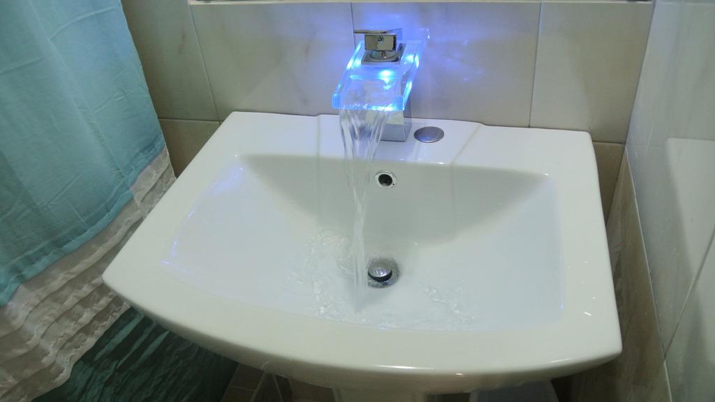 Beach Studio 6 Ocho Rios Room photo